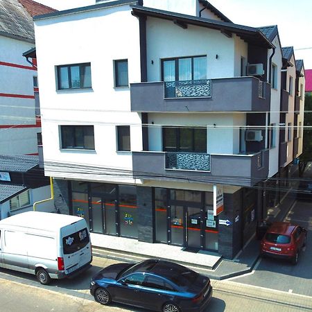 Astar Apartments - Extra Large Rădăuţi Esterno foto
