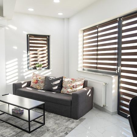 Astar Apartments - Extra Large Rădăuţi Esterno foto